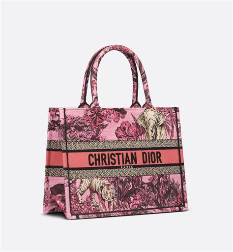 cabat classique dior|Sacs cabas de luxe pour femme .